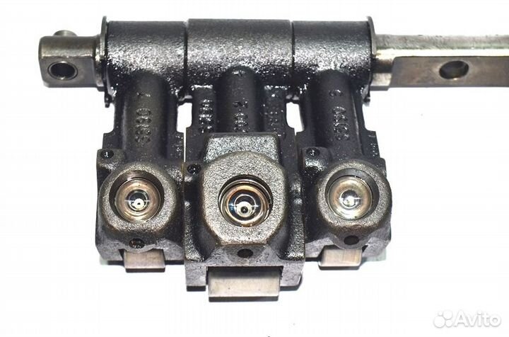 Вал рокера scania R-series (01.04)