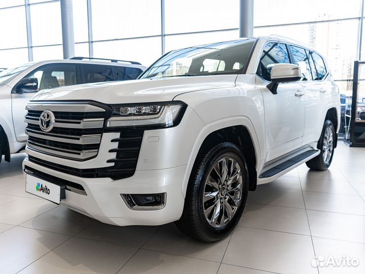 Toyota Land Cruiser 3.5 AT, 2022