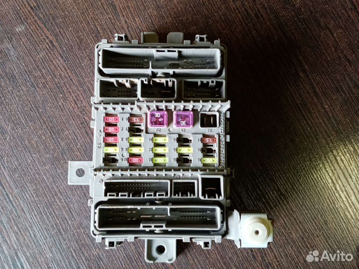 Блок предохранителей салона honda accord 8