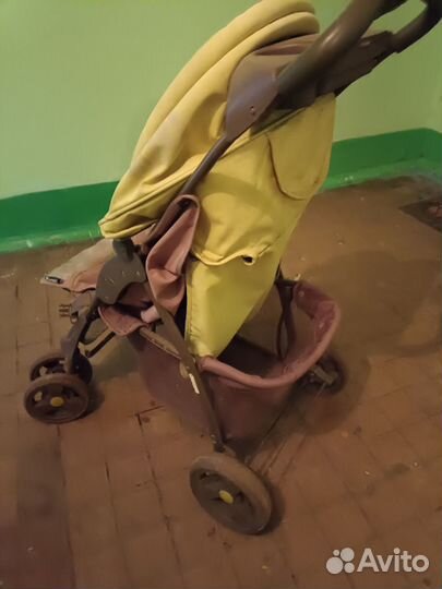 Прогулочная коляска бу, очень лёгкая, летняя