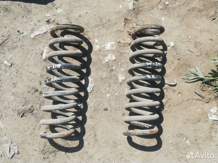 Пружина Мерседес W210