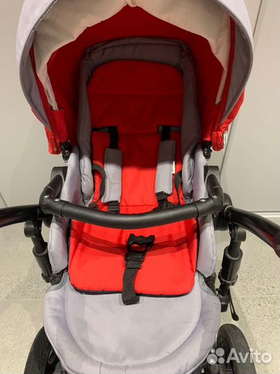 Прогулочная коляска 2 в 1