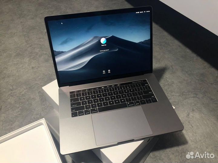 Apple MacBook Pro 15 2017, 512 гб