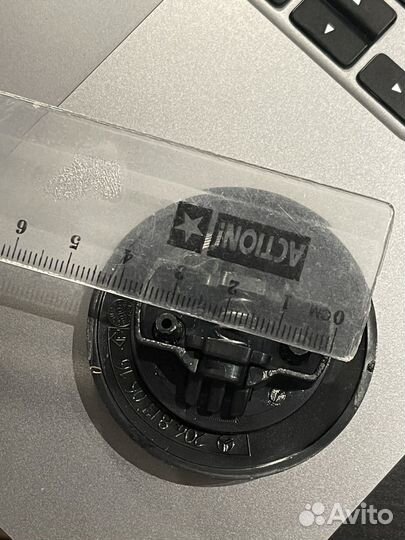 Значок mercedes на капот