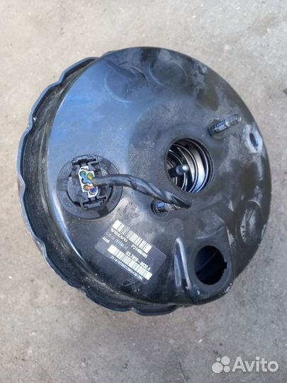 Вакуумник вольво 31329898