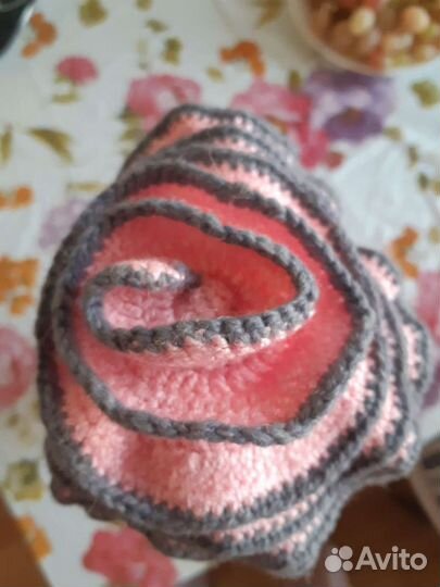 Шапка для девочки, ручная работа