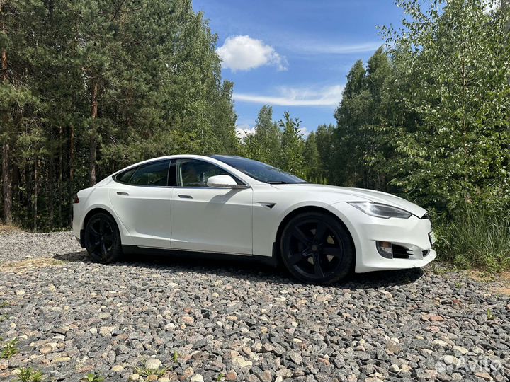Tesla Model S AT, 2013, 250 000 км