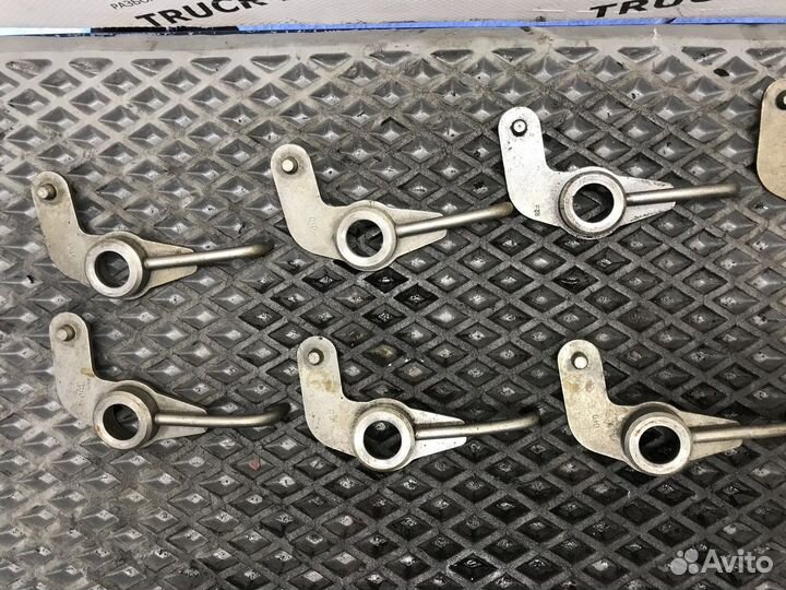 Комплект масляных форсунок Iveco Stralis