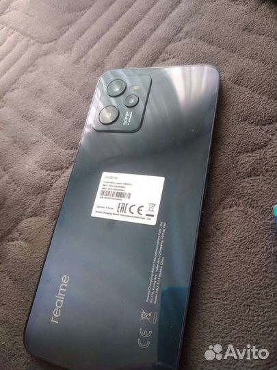 Телефон realme с35