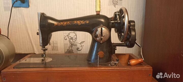 Швейная машина пмз им. Калинина