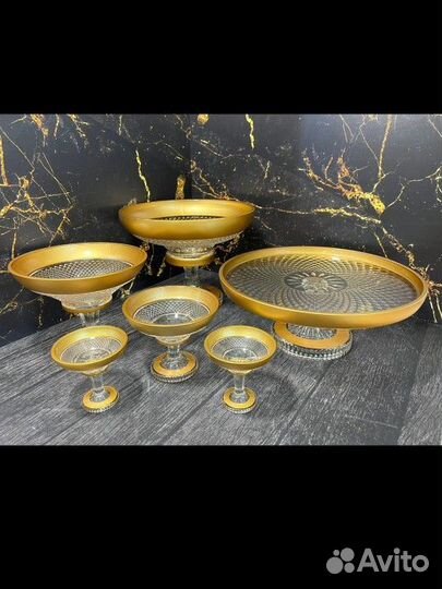 Посуда для сервировки