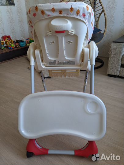 Детский стульчик для кормления