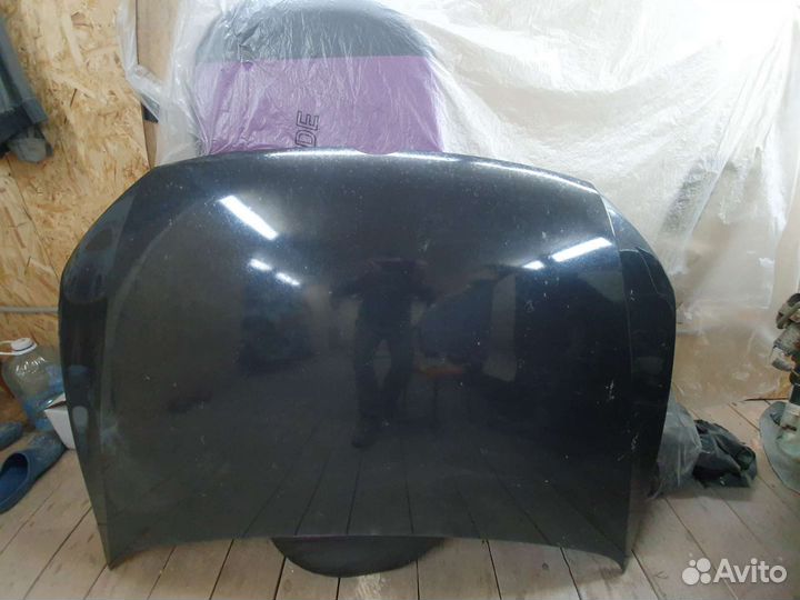 Volkswagen polo капот бу