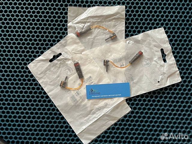 1987473070 bosch Датчик износа колодок MB W203/W21