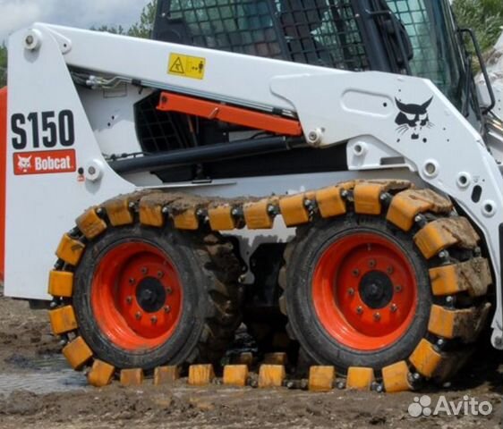 Накидные резиновые гусеницы на bobcat s530. Гусеницы bobcat t650. Бобкэт 2022. Гусеницы для бобкэт накидные. Bobcat s850h.