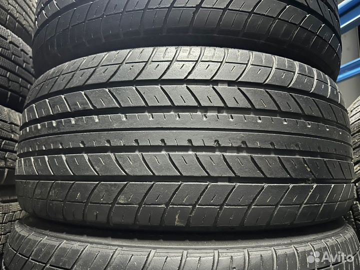 Yokohama S306 215/45 R17