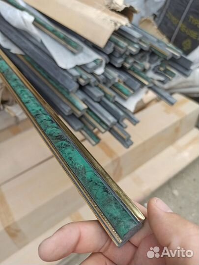 Багет для картины