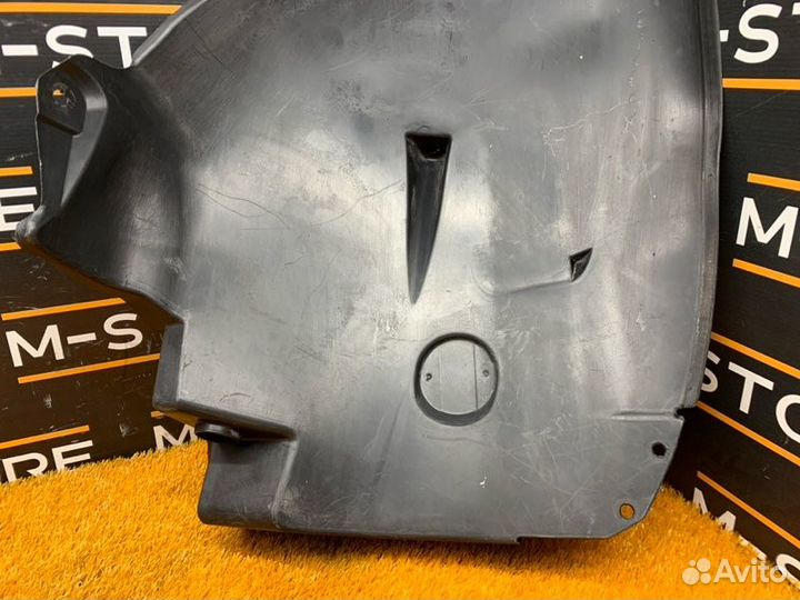 Подкрылок передний левый Mercedes-Benz S-Class