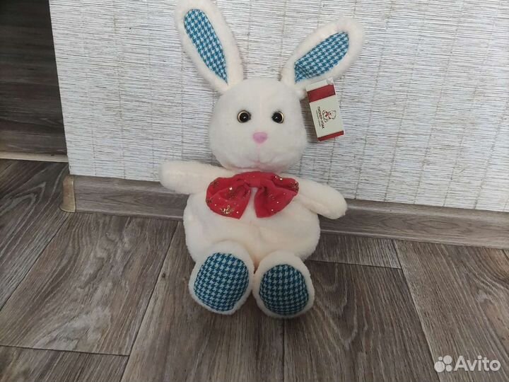 Мягкая игрушка заяц