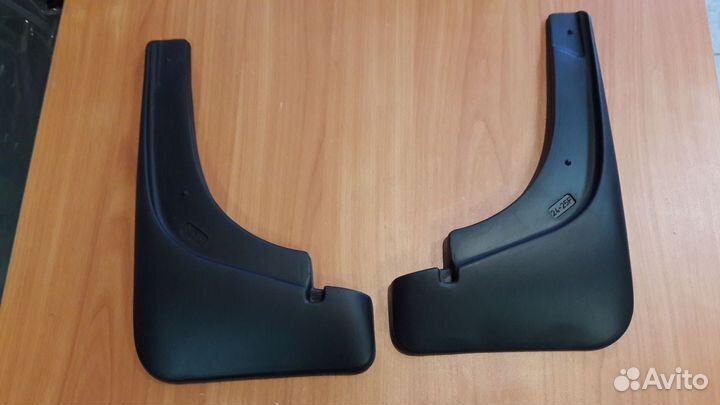 Брызговики передниеGeely Emgrand EC-7 Эмгранд ец-7