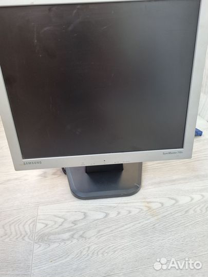 Монитор samsung 17