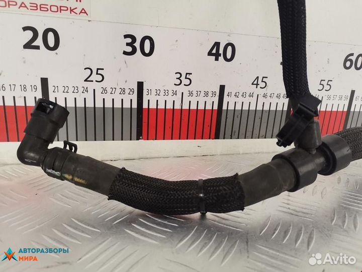 Патрубок радиатора Ford Fusion 2018 DG9Z8C471-A