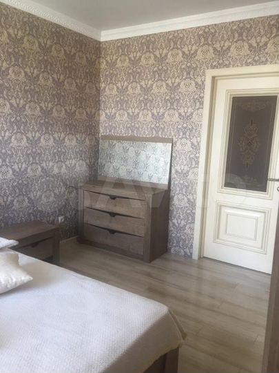 4-к. квартира, 110 м², 9/9 эт.