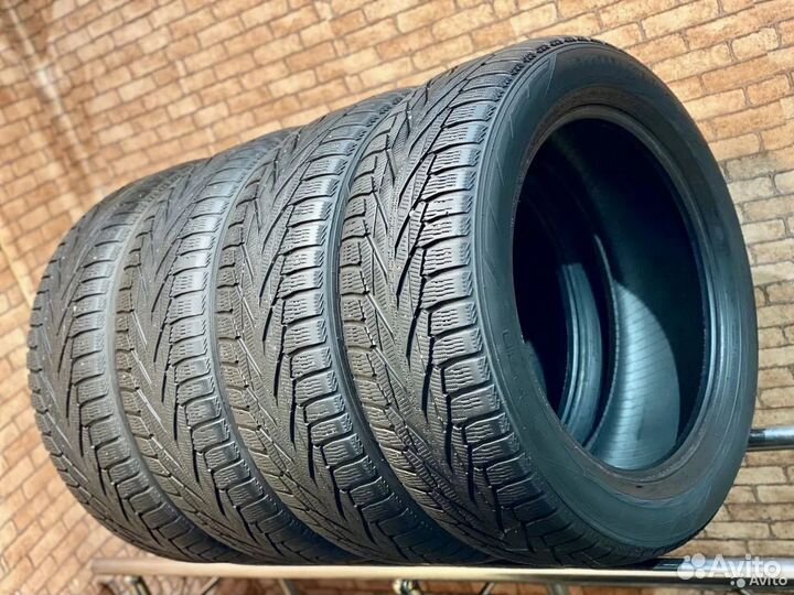 Nokian Tyres Hakkapeliitta R2 SUV 235/55 R19