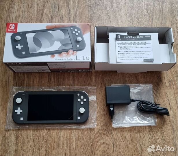 Nintendo Switch Lite 32Gb (отличное состояние)