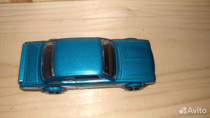 Металлическая машинка Hot Wheels t9703 Mattel r17