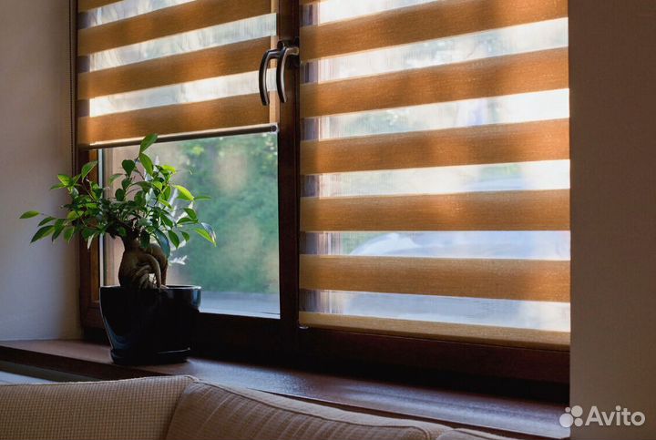 Рулонные шторы день ночь. Установка