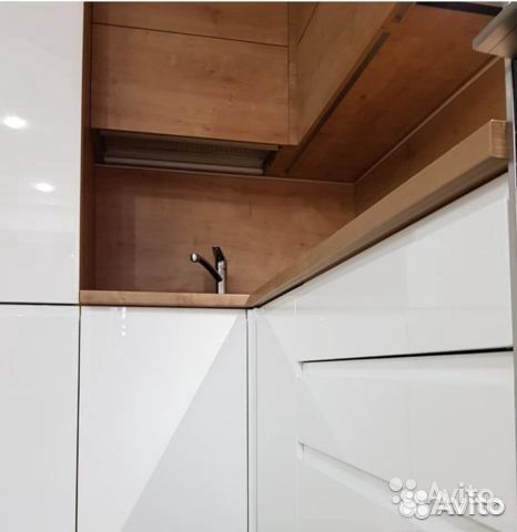 Кухонный гарнитур угловой под встраиваемую технику