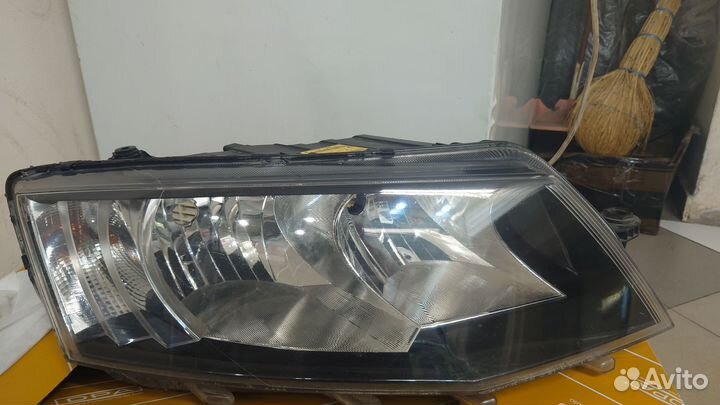 Фара skoda octavia а7 правая оригинал