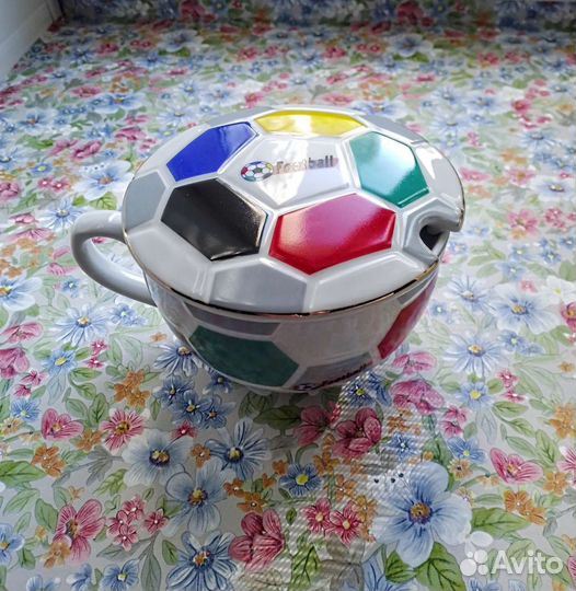 Чашка с крышкой 450 мл. Фарфор. Китай