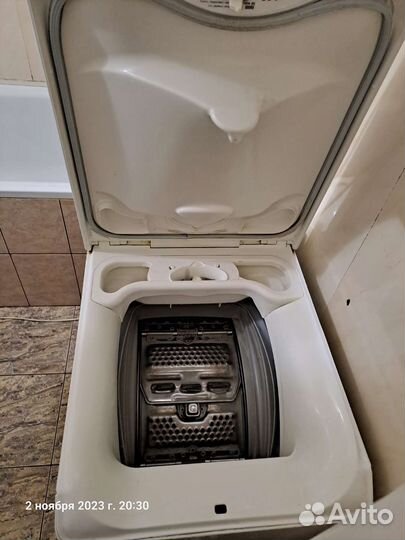 Стиральная машина с вертикальной загрузкой