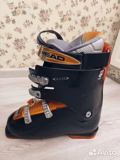 Горнолыжные ботинки