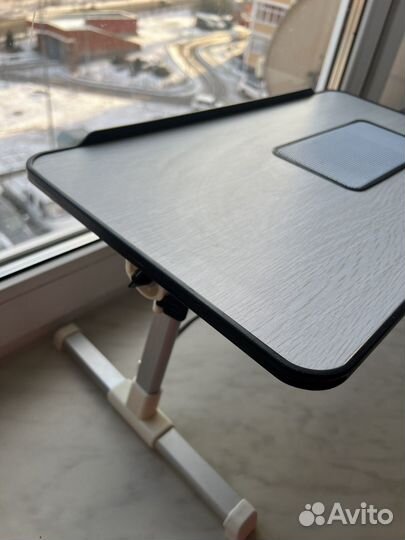 Столик подставка для ноутбука
