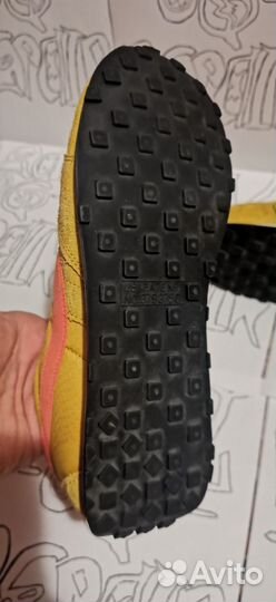 Nike Pre Montreal Racer Vintage yellow/pink