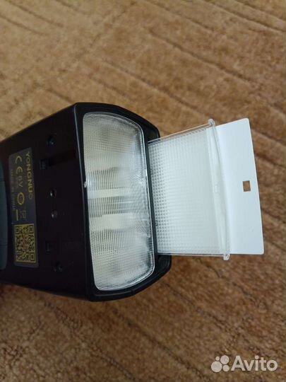 Вспышка yongnuo 685 (нерабочая)