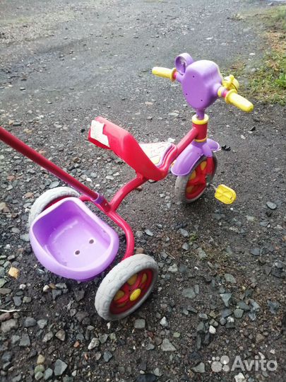 Детский трехколесный велосипед