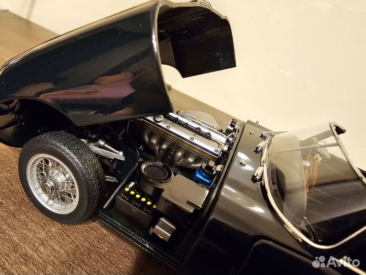 Autoart Jaguar e-type 1:18