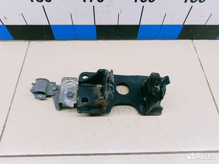 Кронштейн двигателя левый RAV 4 2013