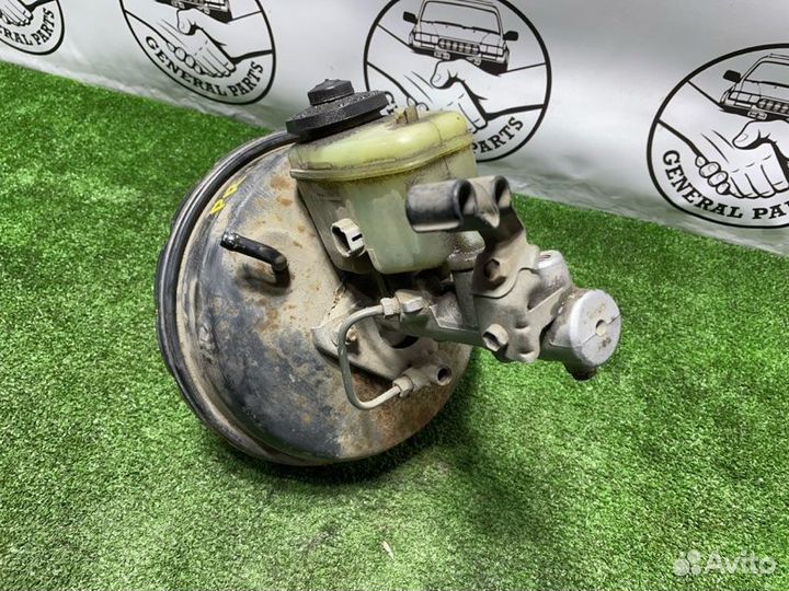 Главный тормозной цилиндр Toyota Land Cruiser