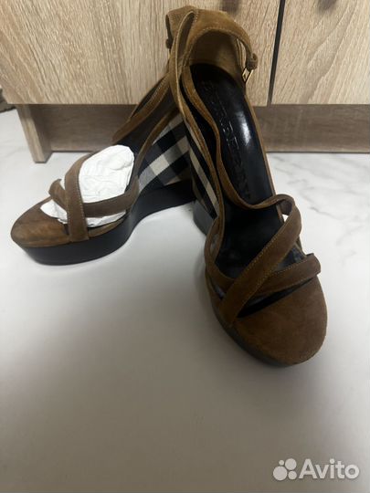 Туфли Burberry женские