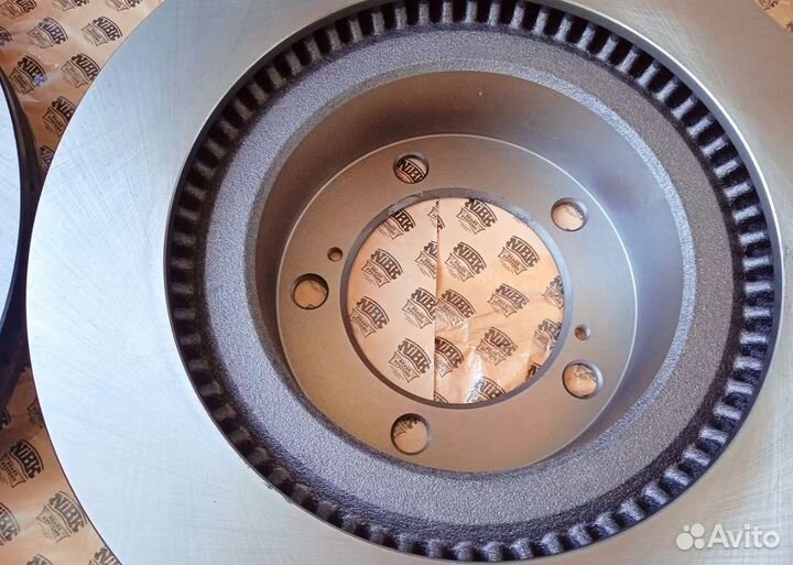 Тормоз диски перед toyota LC200 LX570 4351260210