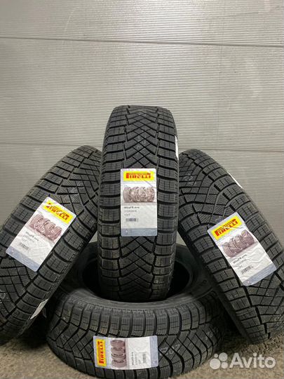 Pirelli Ice Zero FR 235/55 R18 109