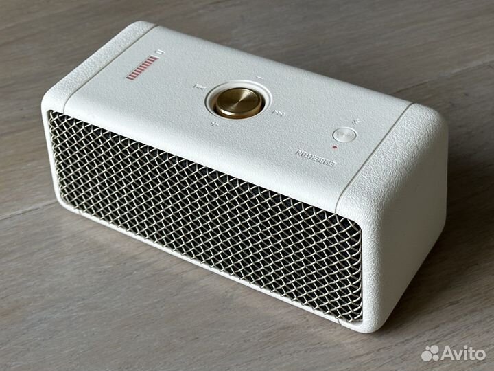 Портативная колонка Marshall Emberton белая