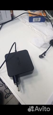 Зарядка на ноутбук asus