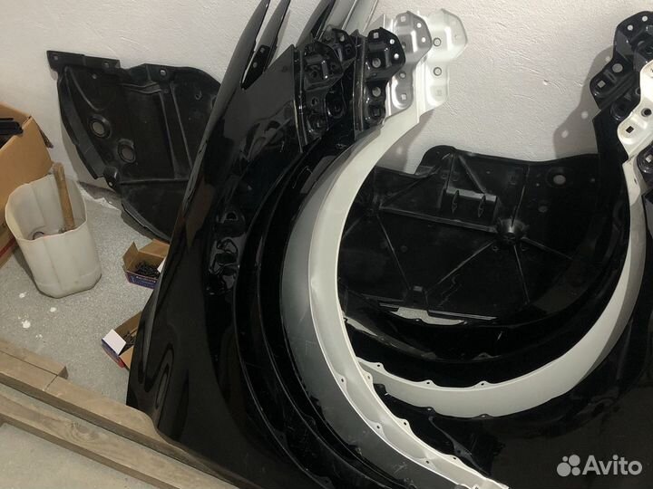 Крыло Тойота Камри 70