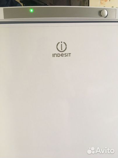 Холодильник бу indesit